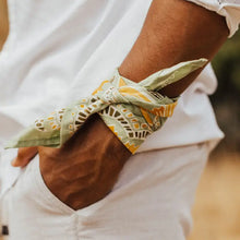 Load image into Gallery viewer, Handker Bandana - No. 044 Hazel Bandana
