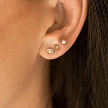 Load image into Gallery viewer, The Land of Salt - Twinkle Starburst Stud Earrings in Gold
