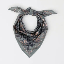 Load image into Gallery viewer, Handker Bandana - No. 114 Eleanor Bandana

